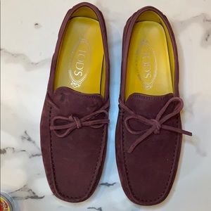 Tod’s Gommino driving loafers / moccasins / mocs